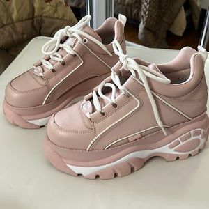 Sneakers worn one time